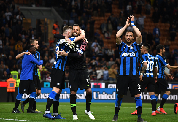 天空体育：利物浦对伊萨克的首份报价为1.1亿镑外加浮动