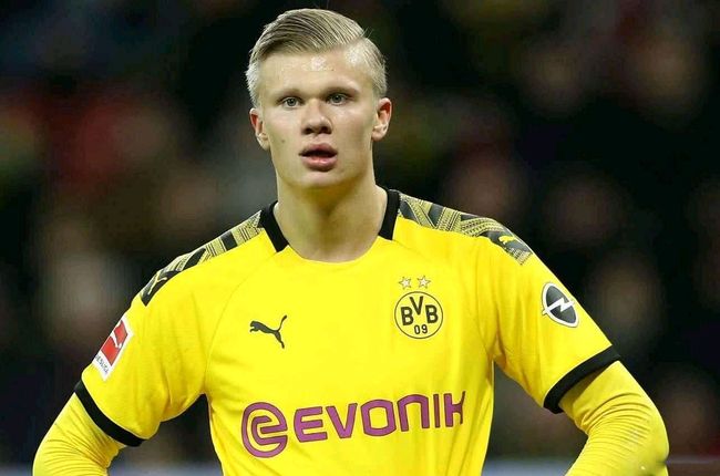 凯恩已在德甲10次完成帽子戏法，为该联赛历史第5多