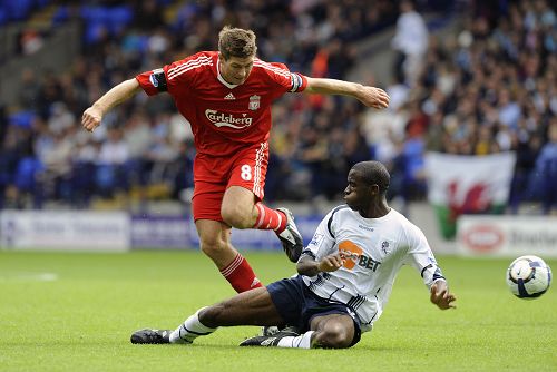 年轻人战胜里尔，自59年欧冠半决赛以来首次欧战击败法国球队（年轻人击败里尔，创1959年欧冠半决赛后欧战首胜法国队）