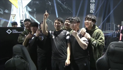 Shopify Rebellion Gold 玩家发布关于 florescent 的声明