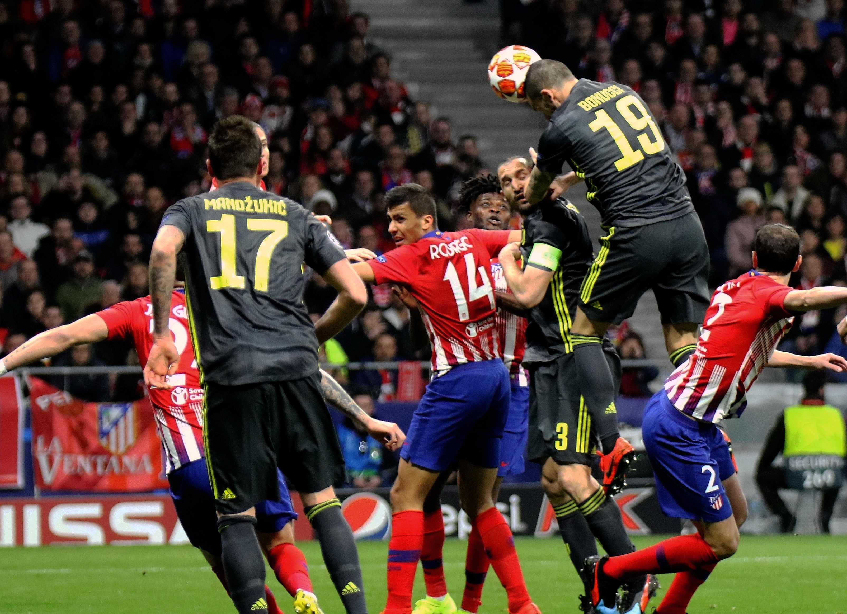 浙江队长比佩尼亚更香！大连别签长约了 弗兰克：首选中超 我的自律与生俱来