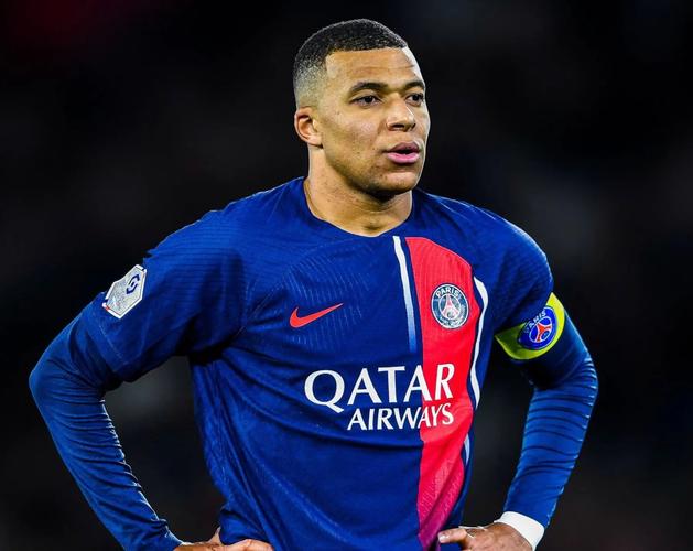 意杯半场：贝内德扎克、罗破门，博洛尼亚1-1帕尔马